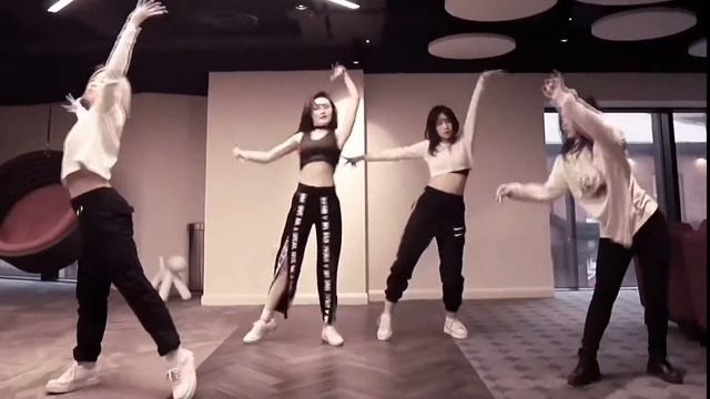 Senorita-Dance смотреть онлайн