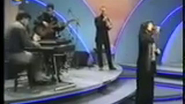 Manuela Lopes Over The Rainbow / Shiny Stockings смотреть онлайн