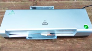 Ламинатор для фотографий и документов / Laminator for photos and documents