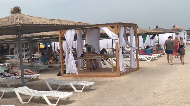 Кирилловка 23.06.2021! Центр, центральный пляж ?, все открыто! Море чистое без медуз и водорослей! смотреть онлайн