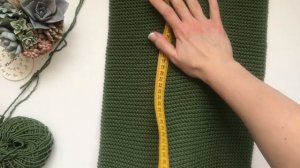 Вяжем СНУД одними лицевыми поворотными рядами с ровными одинаковыми краями и трикотажным швом