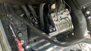 Mercedes  w211 замена салонного фильтра