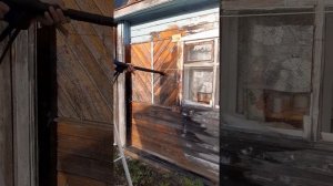 снятие старой краски с дома