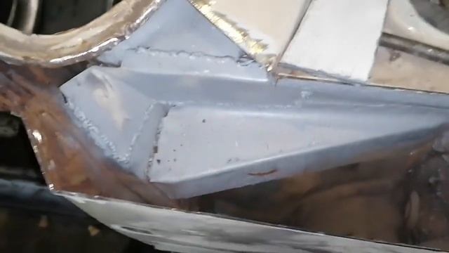 ваз 2106(1.7) ч23-рамка лобового.восстановление угла. смотреть онлайн