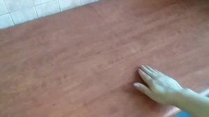 Как приклеить самоклейку на кухонную  столешницу.