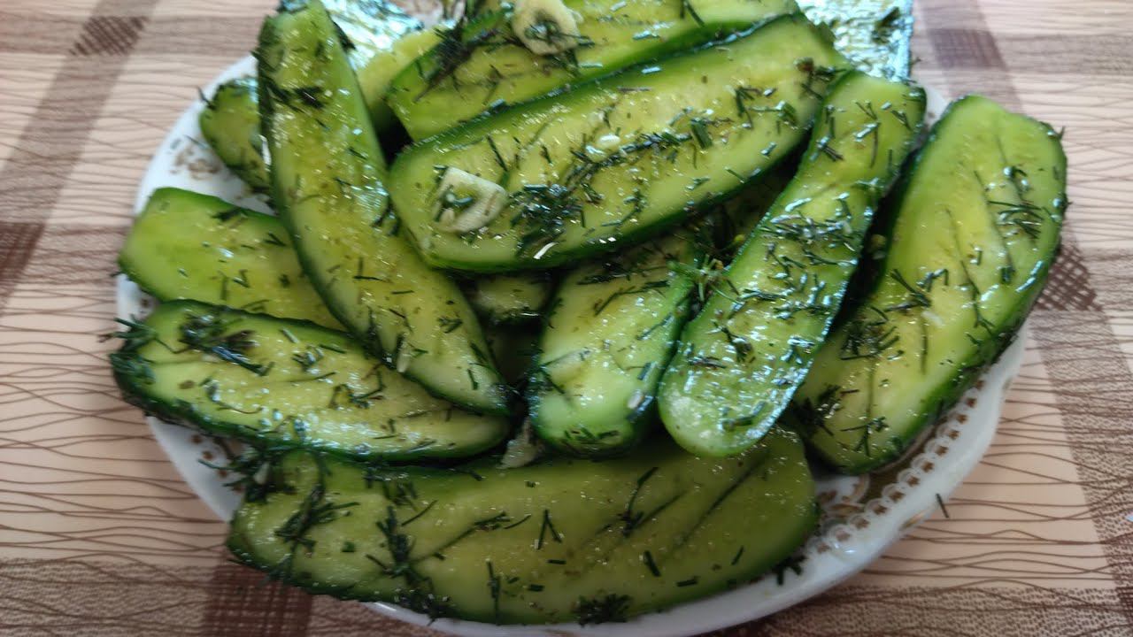 Малосольные огурцы за 5 минут .Cucumber Salat Fast Recipe . смотреть онлайн