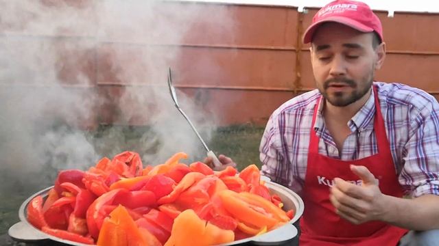 Как сделать ЛЕЧО / Готовим в КАЗАНЕ НА ПРИРОДЕ / Перец в собственном соку смотреть онлайн