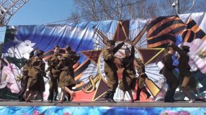 2018 05 09 Солдатская пляска