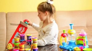 ПЛЕЙ ДО "Фабрика Пирожных" - готовим пирожные из пластилина l  Play-Doh Frosting Fun Bakery