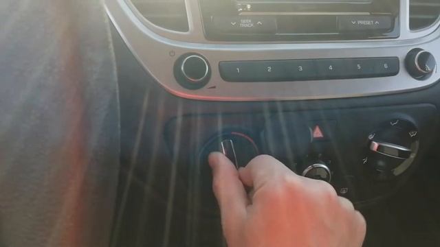 Хендай солярис 2020. Отключение автовключения кондиционера в режиме обдува на окно. смотреть онлайн