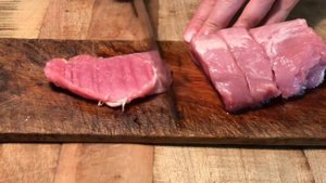 Мясо на отбивные ? | Как отбить без молотка, шума и брызгов