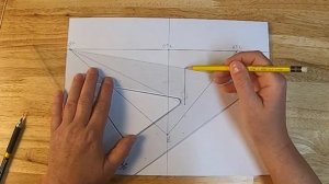 Вертикальный квадрат в двухточечной перспективе