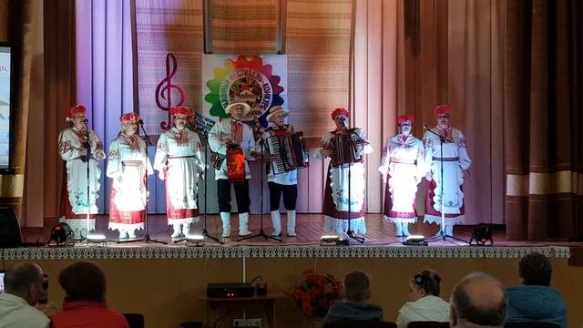 Еще один шедевр от ансамбля 