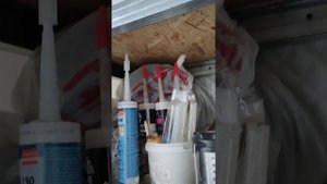 Шкаф на балкон из пластиковых панелей.