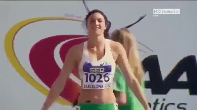 Она уже радуется и знает что победит! смотреть онлайн