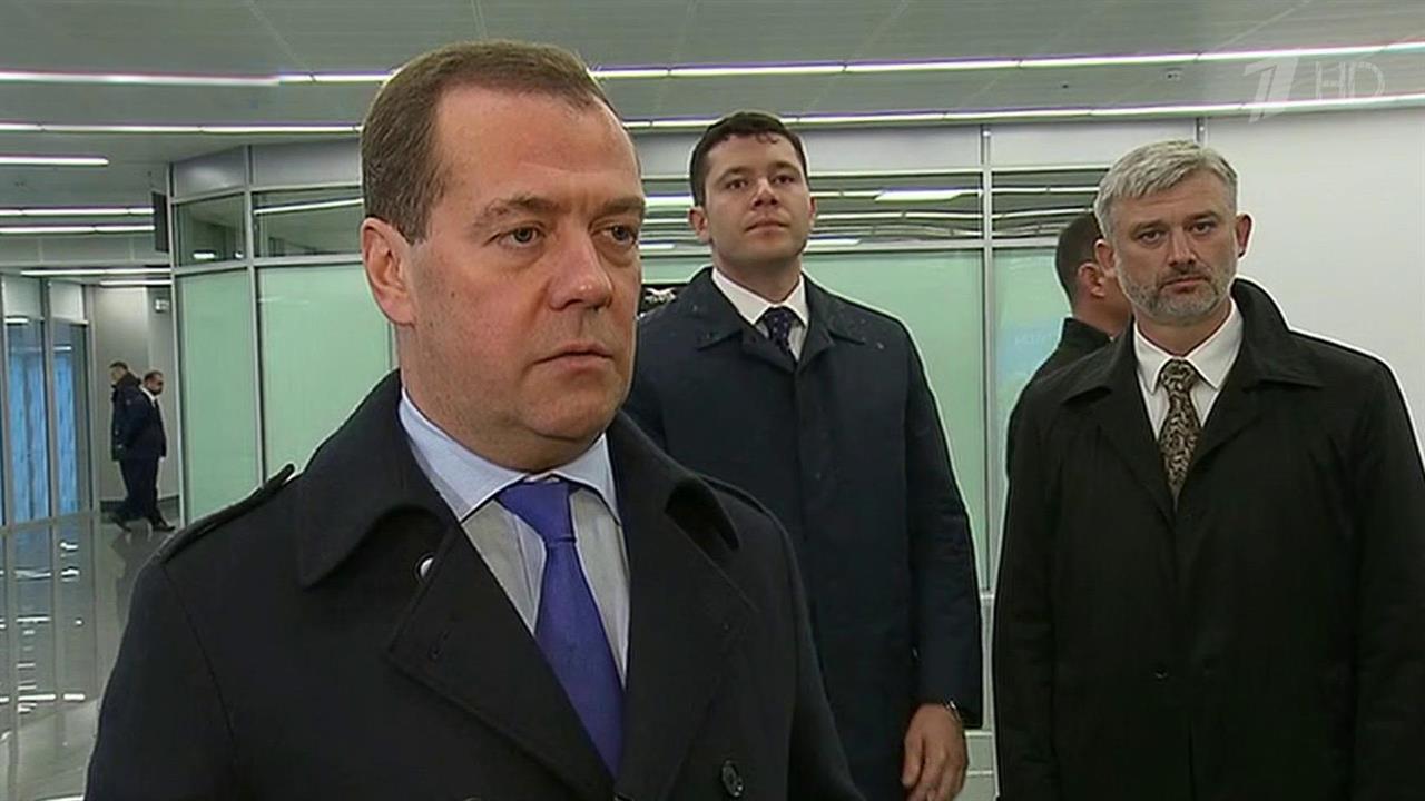 Медведев украинцы. Медведев в Калининградской области.