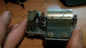 Чудо-механизм музыкальной шкатулки. Inside the music box
