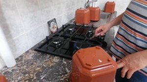 Как ПРОСТО сделать дренажные отверстия в цветочном горшке.