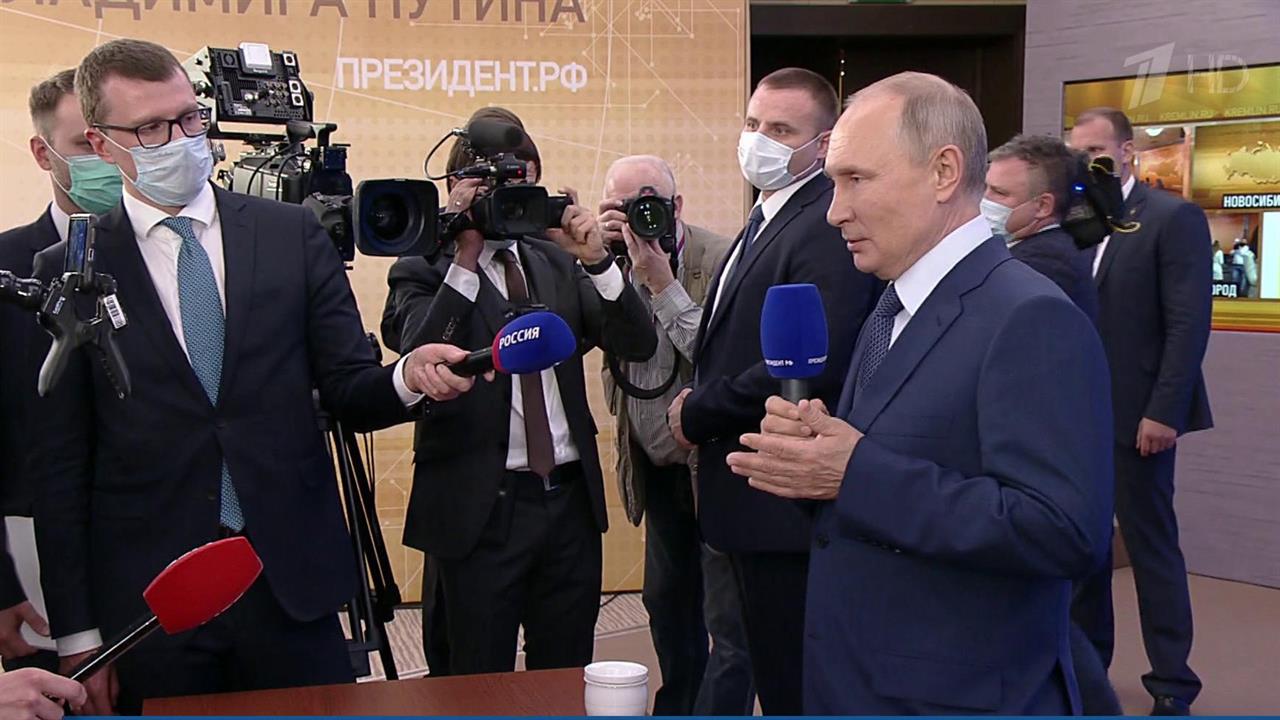 Журналисты спросили президента о деле бывшего журн...та и советника главы Роскосмоса Ивана Сафронова