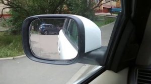 Опускание зеркал при движении задним ходом Volvo XC90 с помощью CFE Plus
