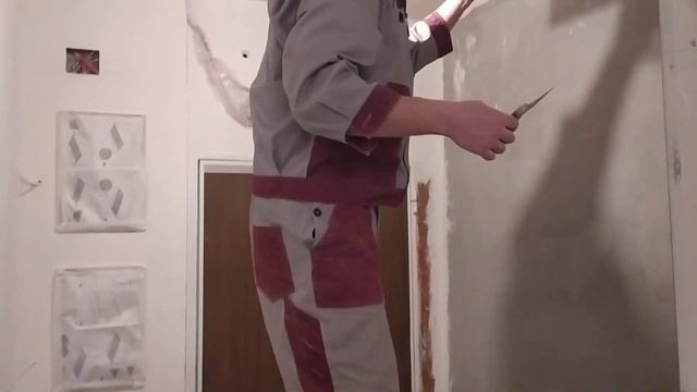 Наношу финишный слой шпаклевки на потолок под покраску. Ремонт коридора ч 17 смотреть онлайн