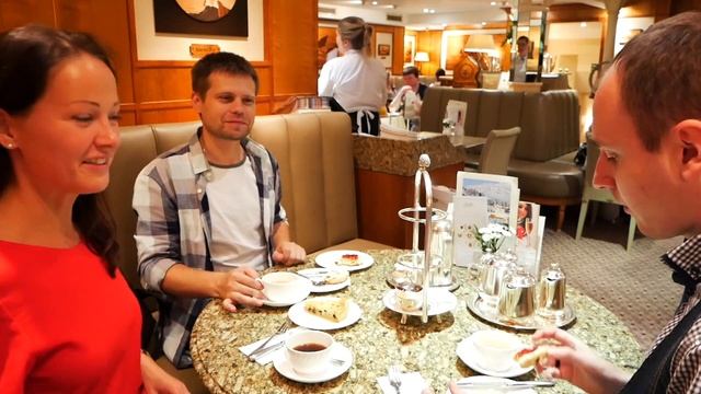 Пробуем Английский Традиционный Чай в Популярном Bettys Cafe Tea Rooms / Англия - Harrogate / 2018