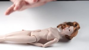 How to safely switch a doll's head