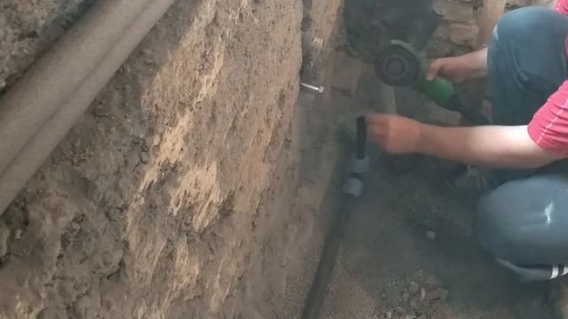 МОНТАЖ ФИТИНГА ПНД С ШАРОВЫМ КРАНОМ. Как правильно соединить металл с пластиком?????