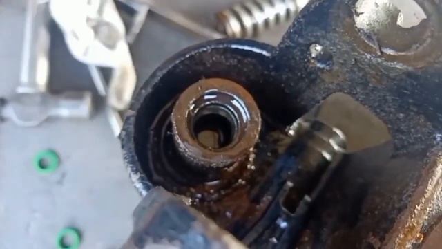 Замена ремкомплекта нагнетающего плунжера смотреть онлайн