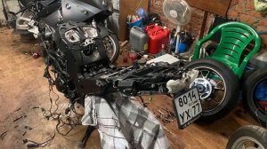 Сборка Kawasaki ZZR 1400 (ZX14)