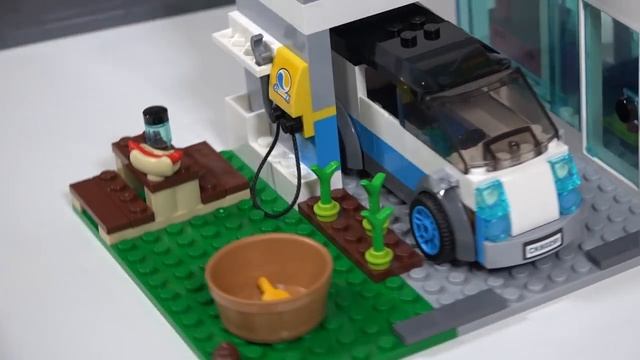 ЛЕГО Сити Семейный дом 60291 фаната Ниндзяго. Обзор новинки из LEGO City 2021 года