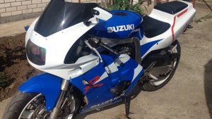 Suzuki GSX R 400 1994 sport