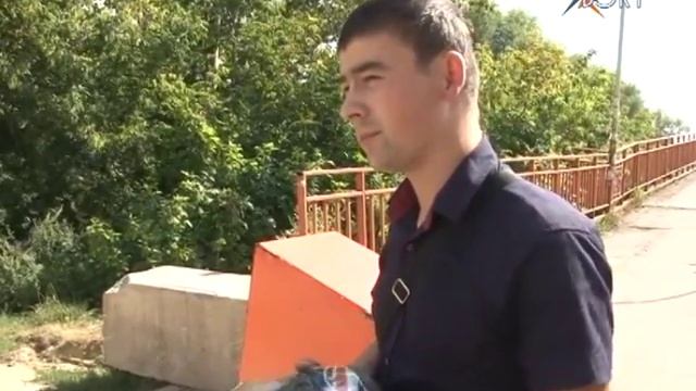 Мотор – не педали. За что оштрафовали водителей скутеров возле пешеходного моста? смотреть онлайн