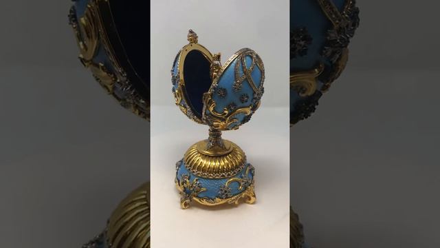 Arling Evers Auctioneers: The House Of Faberge Imperial Jeweled Egg "The Waltz Of The Snowflakes"