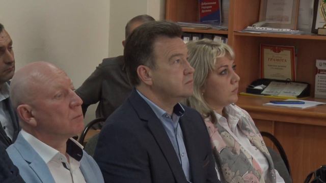 2022/09 – Депутаты городского Муниципального Совета получили удостоверения смотреть онлайн