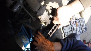 Why ABS lights up the Chrysler Voyager Dodge / Почему ABS загорается Chrysler Voyager Dodge