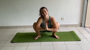 Поза ворона Kakasana