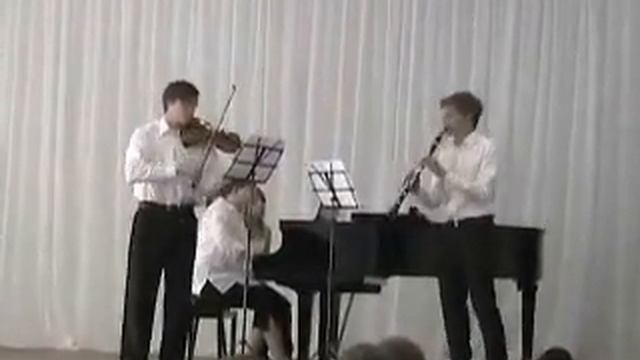 Darius Milhaud Suite pour Violon, Clarinette et Piano смотреть онлайн