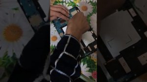 Планшет самсунг черный экран,работает но экран не отображает изображение решение проблемы!