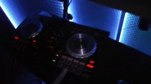 Virtual dj to FreeStyler DMX512.mp4