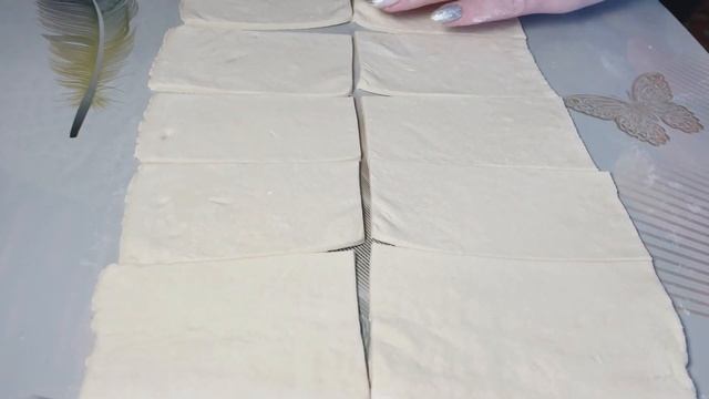 Слоёные язычки с сахаром из слоеного бездрожжевого теста всего за 20 минут!!!