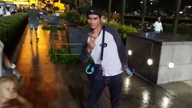 Малайзия, Куалуа-Лумпур,башни- близнецы Петронасы- 2019 смотреть онлайн