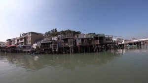 Остров Лантау . Деревня Тай O. Большой Будда