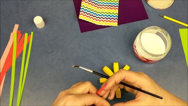 Цветы из бумаги. Открытка на 8 марта своими руками. Paper flowers