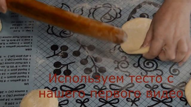 Очень вкусные пирожки с рисом,луком и яйцом, подойдут для любого случая.