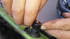 Снятие рычага стеклоочистителя задней двери на Daewoo Matiz