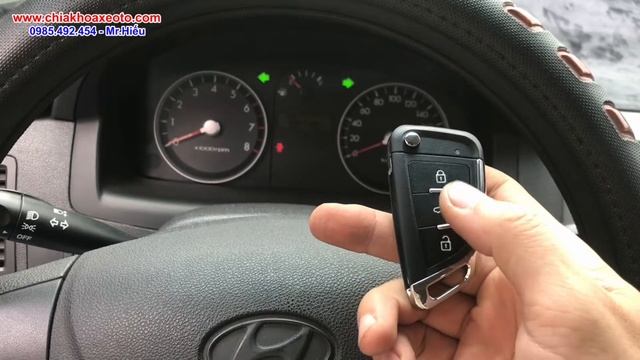 Làm chìa khoá Hyundai Getz 2008 | www.chiakhoaxeoto.com смотреть онлайн