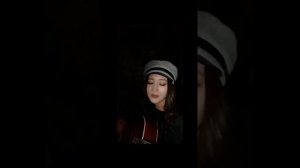 Дона, Дона, музыка пой (гитара)