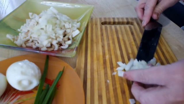 НОВОГОДНИЙ СТОЛ. САЛАТ С КАЛЬМАРОМ? смотреть онлайн