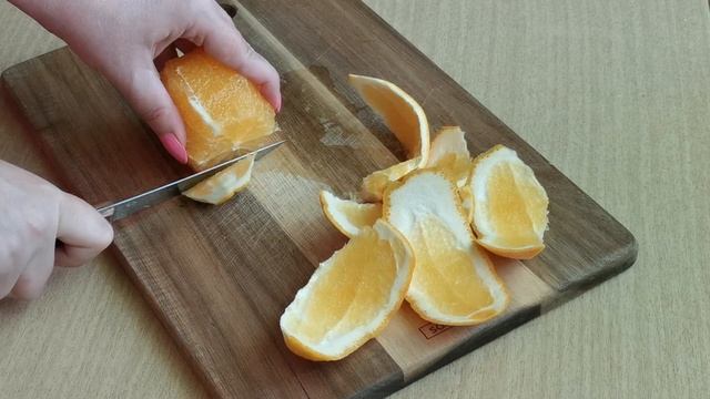Вкусный освежающий десерт для всей семьи. ЖЕЛЕ из апельсина с красной смородиной.